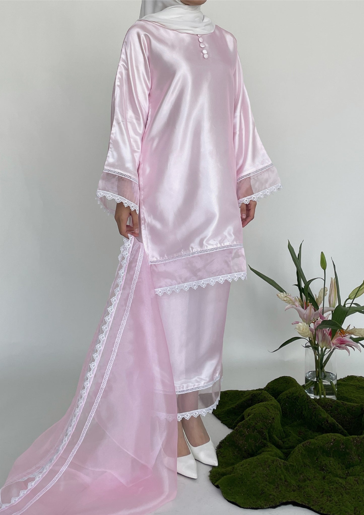 Kurung Mawar Set with Organdy Shawl