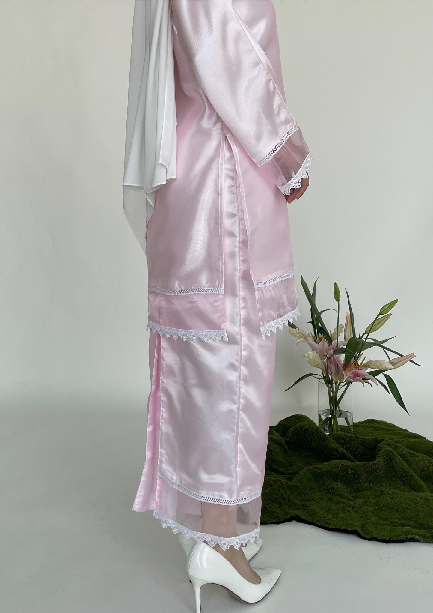 Kurung Mawar Set with Organdy Shawl